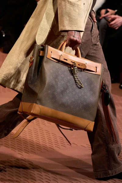 Look 102